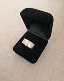Finger print ring