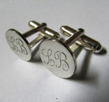 Round initial cufflinks
